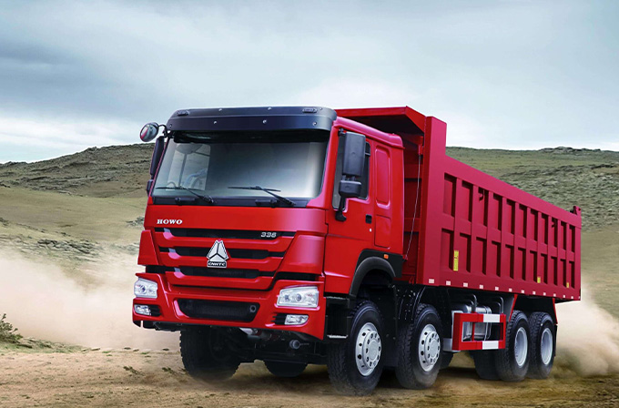 Sinotruk Howo 8×4 Dump Truck